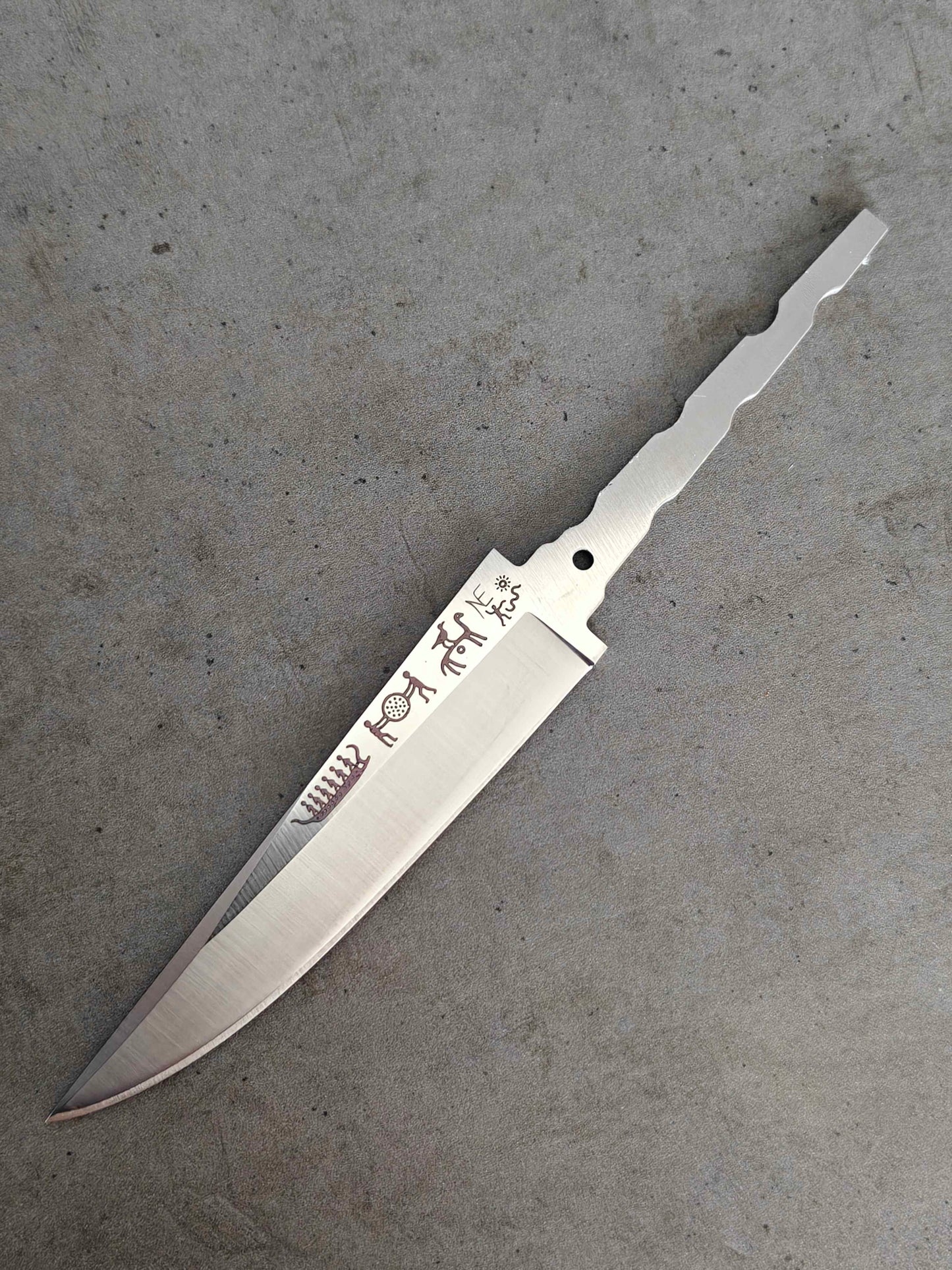LIMITED EDITION Tapio 105 - Petroglyph