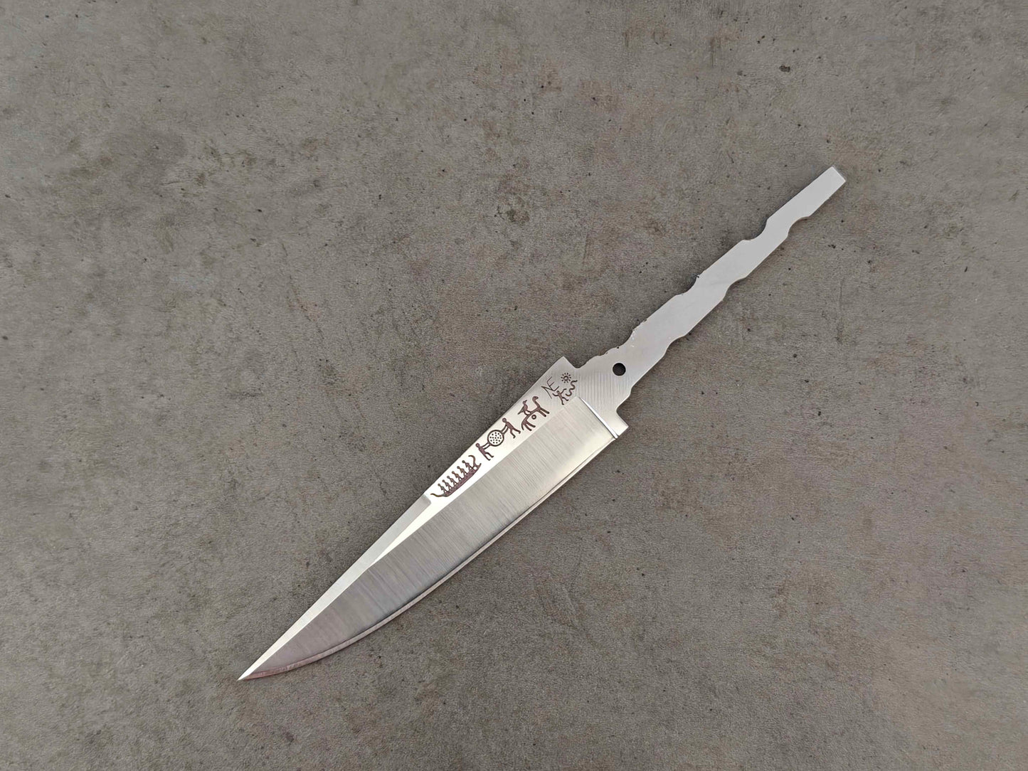 LIMITED EDITION Tapio 105 - Petroglyph