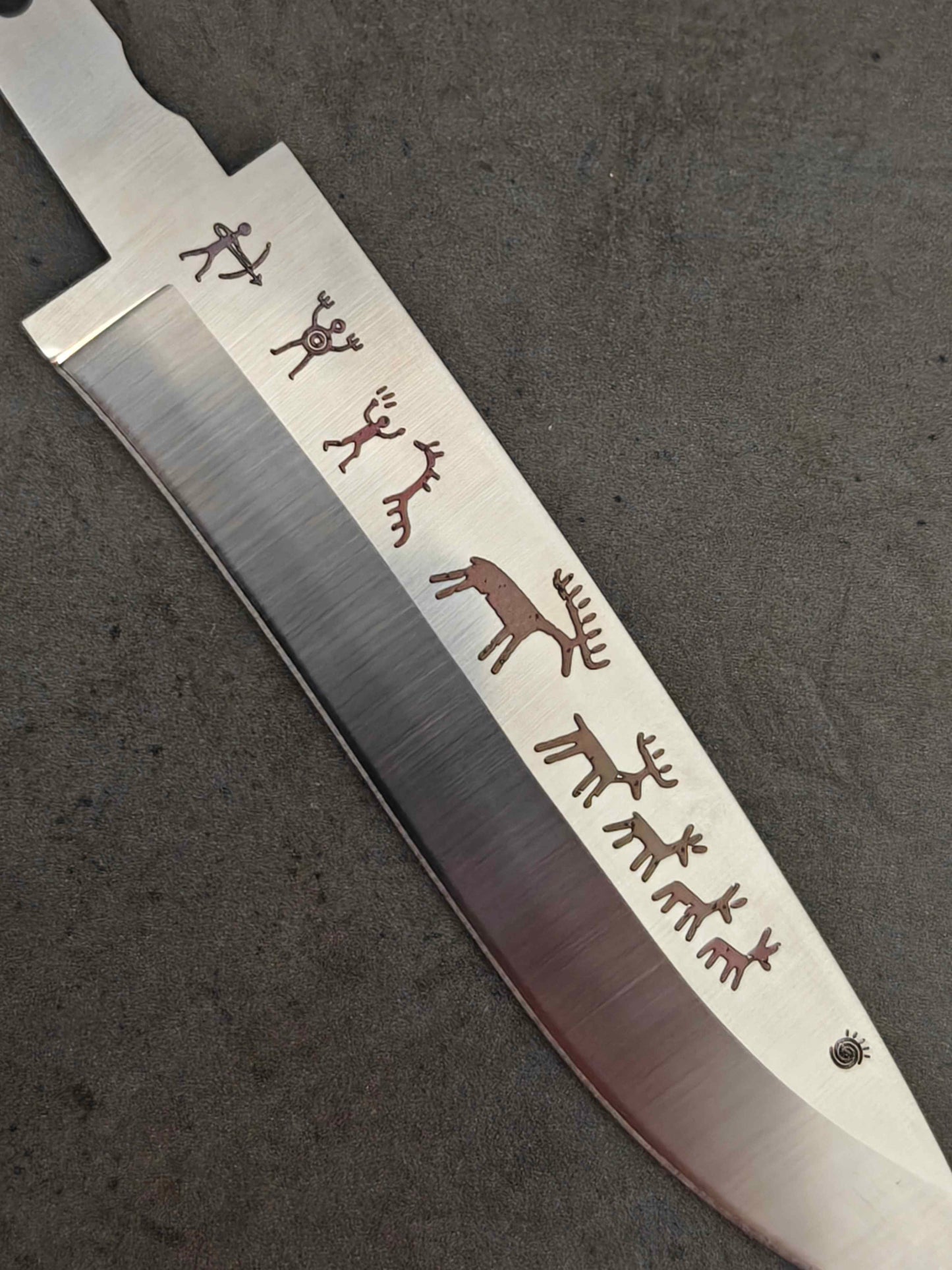 LIMITED EDITION Bambi 125 - Petroglyph