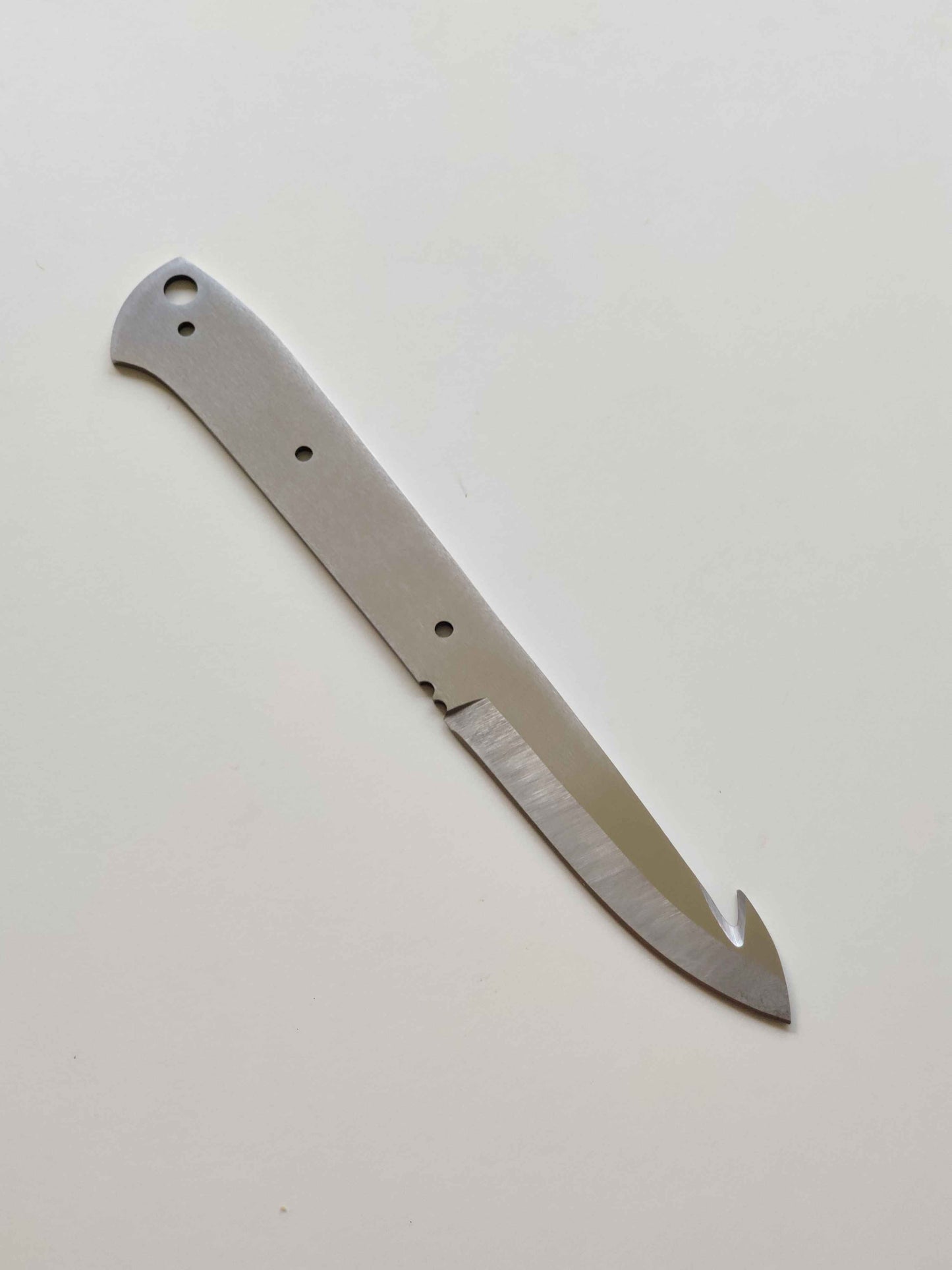 Sharky 95 - Gut hook Hunting & Bushcraft Blade